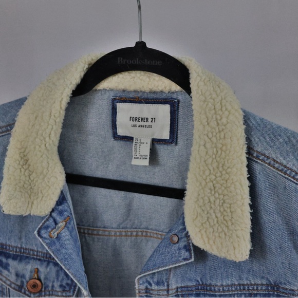 Jean jacket - Picture 2 of 3